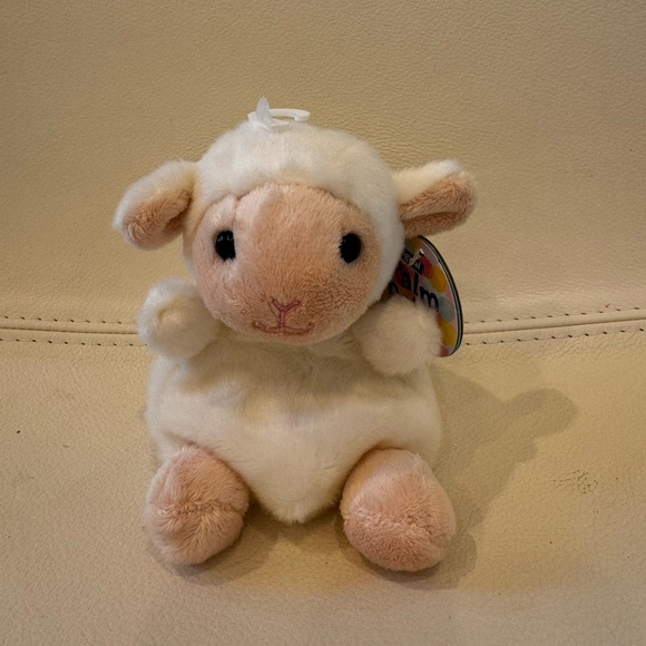 Lamb palm pal - Picture 1 of 2